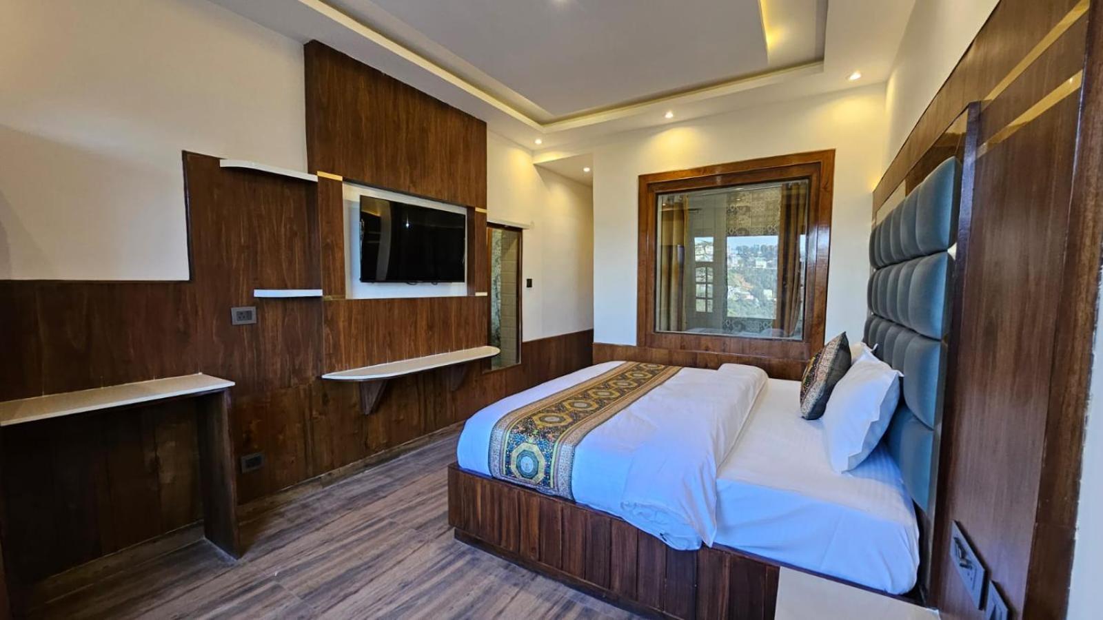 Mountain Zest- Simla Royale Near Mall Road Free Pickup From Railway Station Simla Luaran gambar