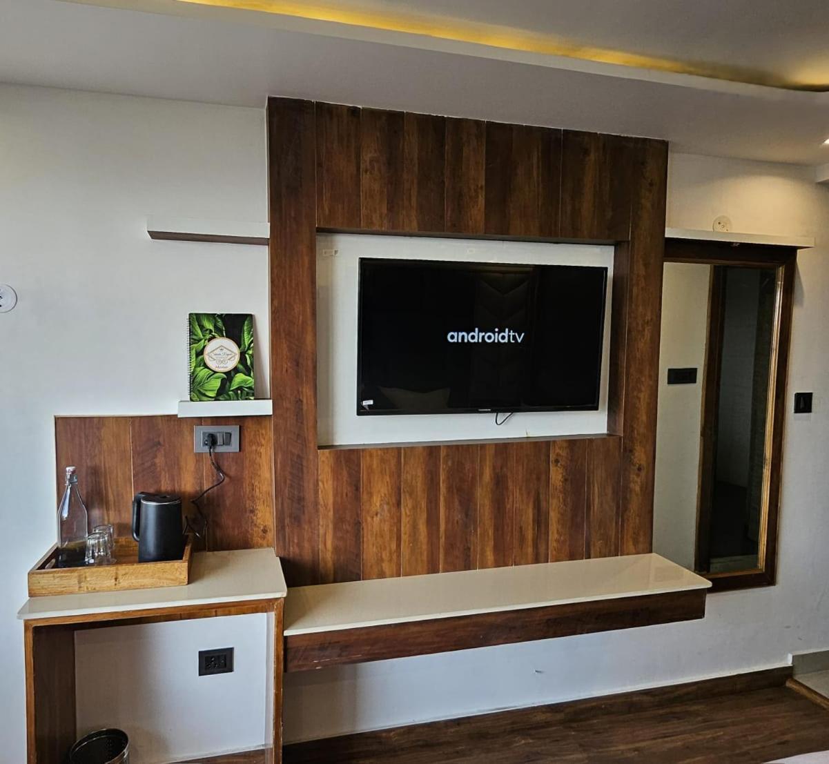 Mountain Zest- Simla Royale Near Mall Road Free Pickup From Railway Station Simla Luaran gambar