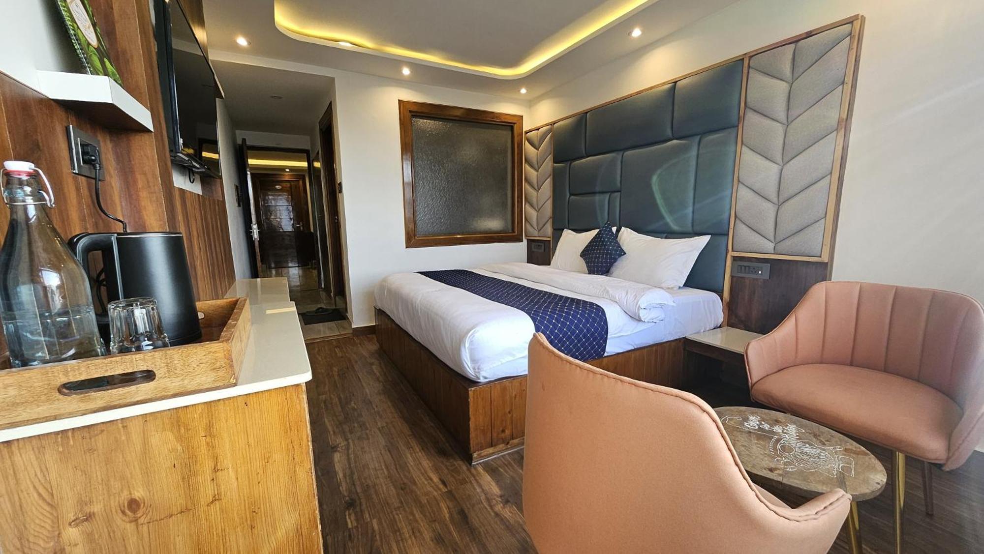 Mountain Zest- Simla Royale Near Mall Road Free Pickup From Railway Station Simla Luaran gambar