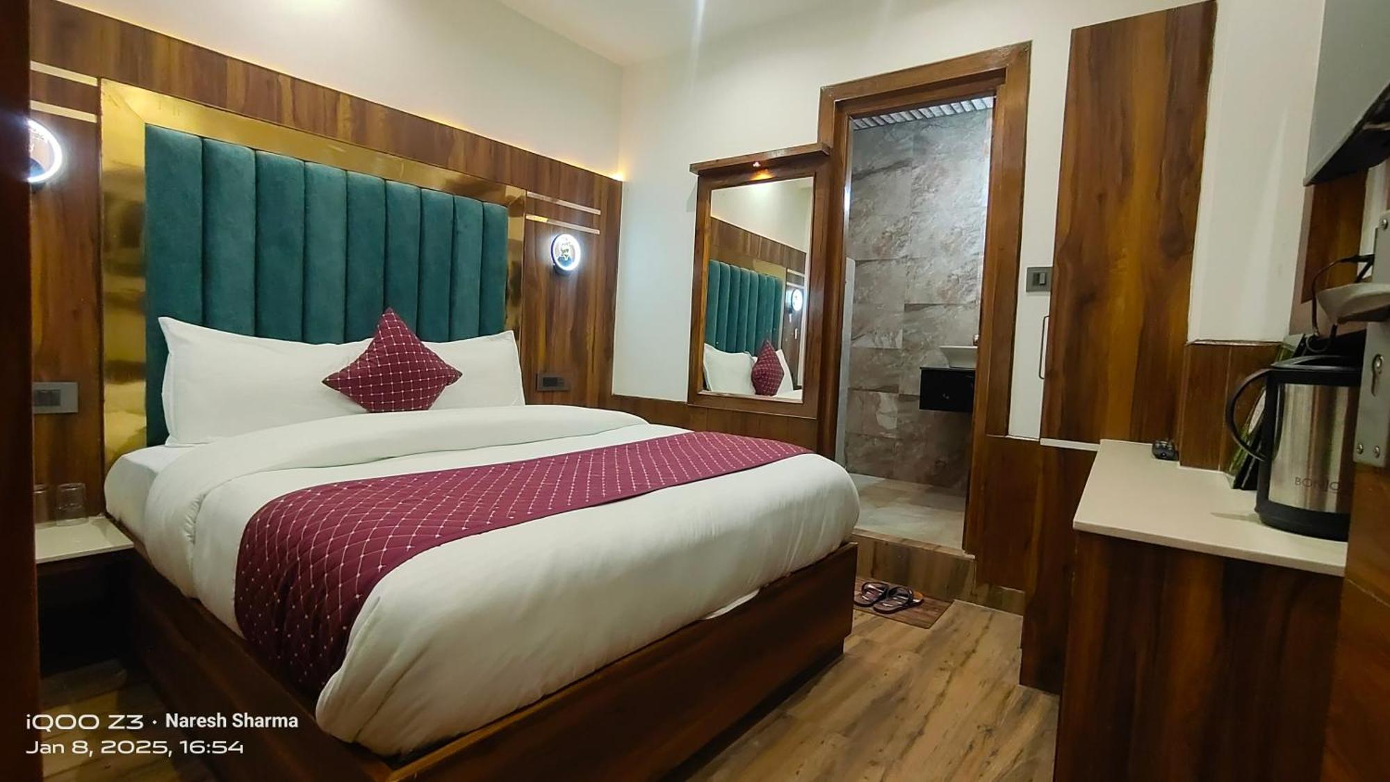 Mountain Zest- Simla Royale Near Mall Road Free Pickup From Railway Station Simla Luaran gambar