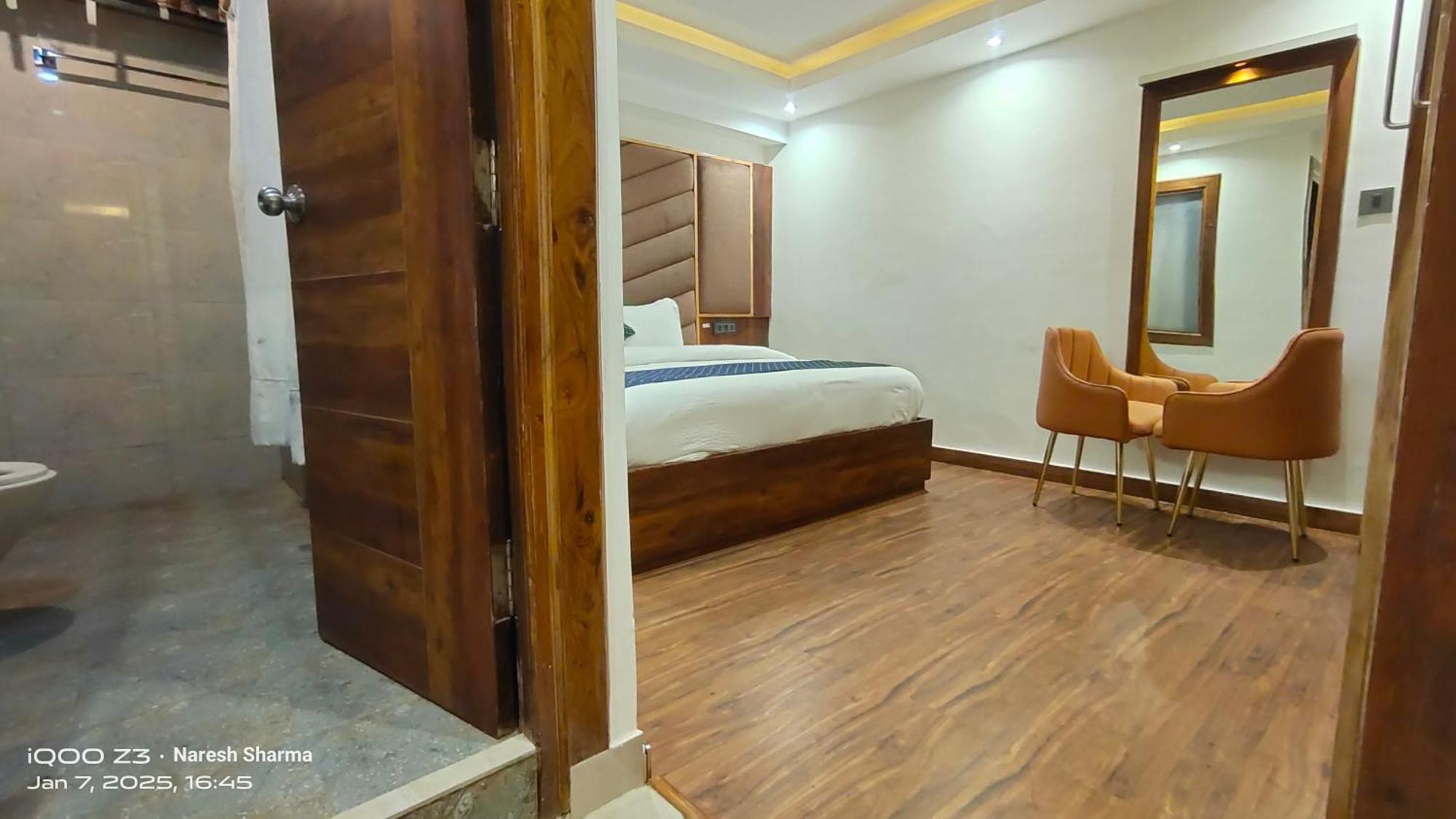 Mountain Zest- Simla Royale Near Mall Road Free Pickup From Railway Station Simla Luaran gambar